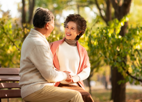 中年婚姻哪有浪漫？搭伙是底色走心才是底气