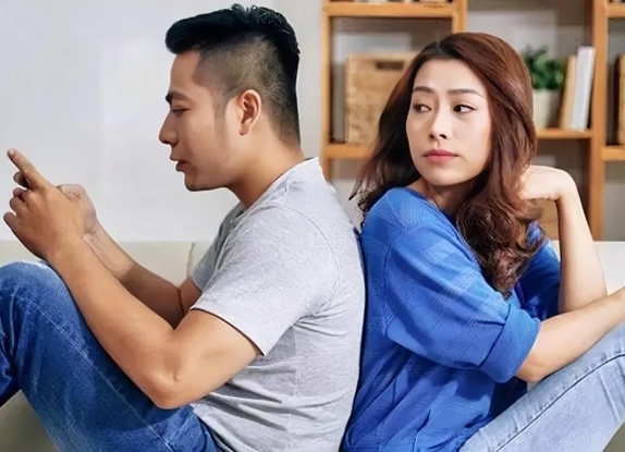 压垮家庭从来不是钱，而是没放在心上的小事